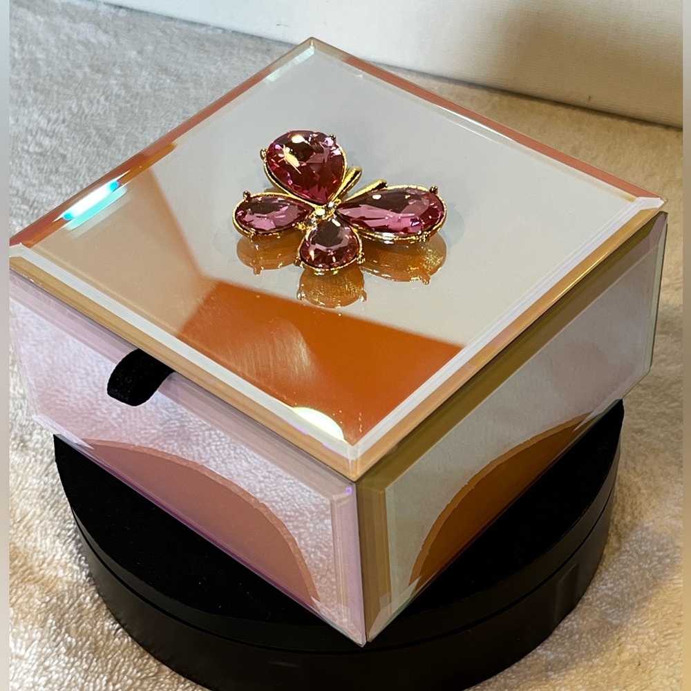Glass Jewelry Box W/ Butterfly